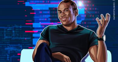 Bitcoin bros at ‘the club’ may stop US gov’t from buying BTC — Arthur Hayes