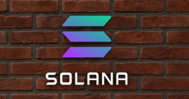 SOL Consolidates Near Key Level – Price Prediction Inside
