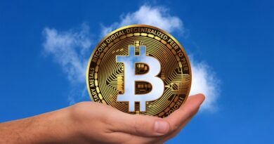 Is Bitcoin Price Turning Bullish Or Bearish? Crypto Analyst Reveals Critical Levels To Watch