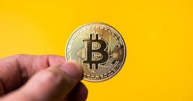 Bitcoin’s Setup Deepens — This Formation Could Shake Out The Crowd