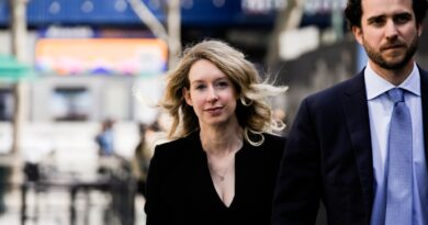 Elizabeth Holmes’ partner reportedly fundraising for new blood-testing startup