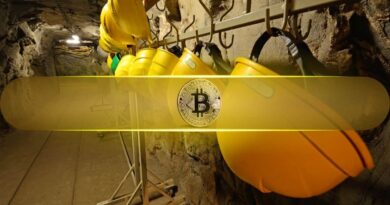 Are Bitcoin Mining Stocks Mispriced? Here’s What On-Chain Data Is Telling Investors