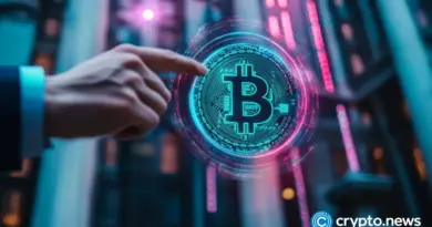 Bitcoin trades in narrow range as market awaits breakout