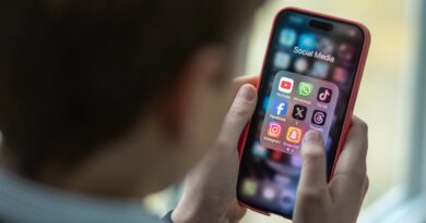 Pinterest CEO: Ban kids under 16 from social media