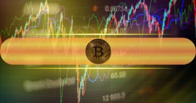 Boring Weekend, Explosive Month? Here’s What to Expect in April for Bitcoin