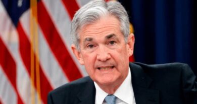 Analyst Says Gensler Exit Hurt Crypto Trust, Warns Powell Could Too