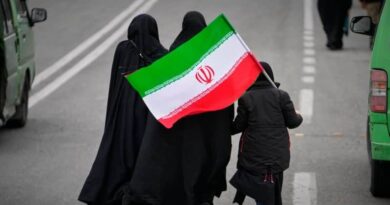 Iran eases transit restrictions for Iraq, but US-Iran ceasefire odds drop