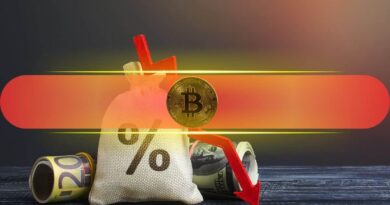 Bitcoin Price Crashes Below $76K as Kevin Warsh Sworn In as Next Fed Chair