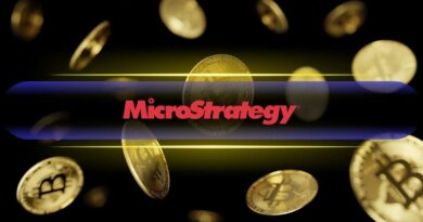 Strategy Moves $30 Million in BTC to Coinbase Amid Sell Speculation