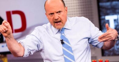 Coinbase (COIN) Down 62% One Year After Jim Cramer’s PARC Basket
