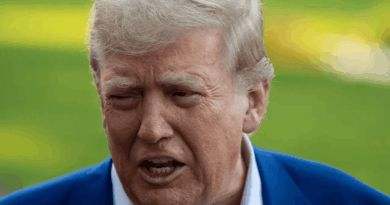 Trump Discloses 327 Stock Purchases Made One Day Before His Tariff Pause Rally