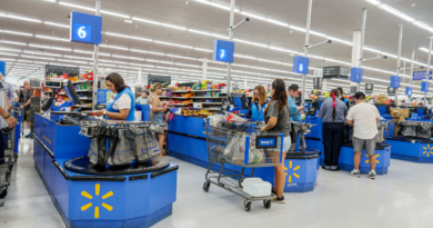 Walmart will finally accept Apple Pay as social media rejoices