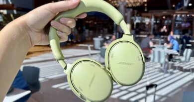 The 8 noise-cancelling headphones I recommend for traveling