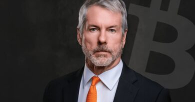 Bitcoin Squeeze Returns Strategy to Profit